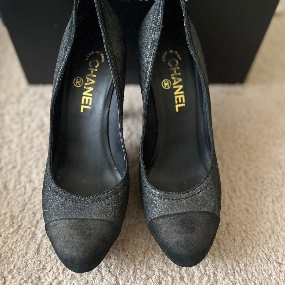 Chanel pump heels with platform